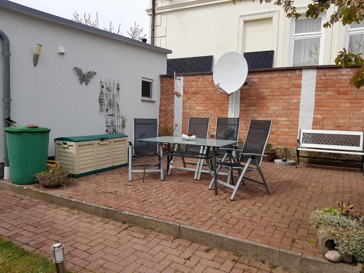 Ferienwohnung Montag _ In Der Alts 사스니츠 외부 사진